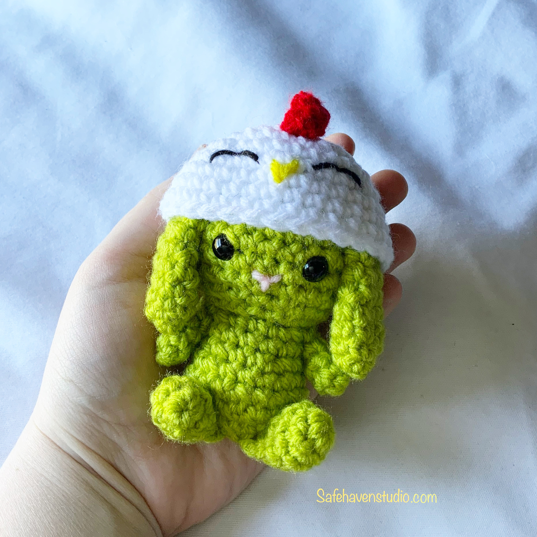 Mini Spring Bunny Dressed as a Chicken – Free Crochet Pattern